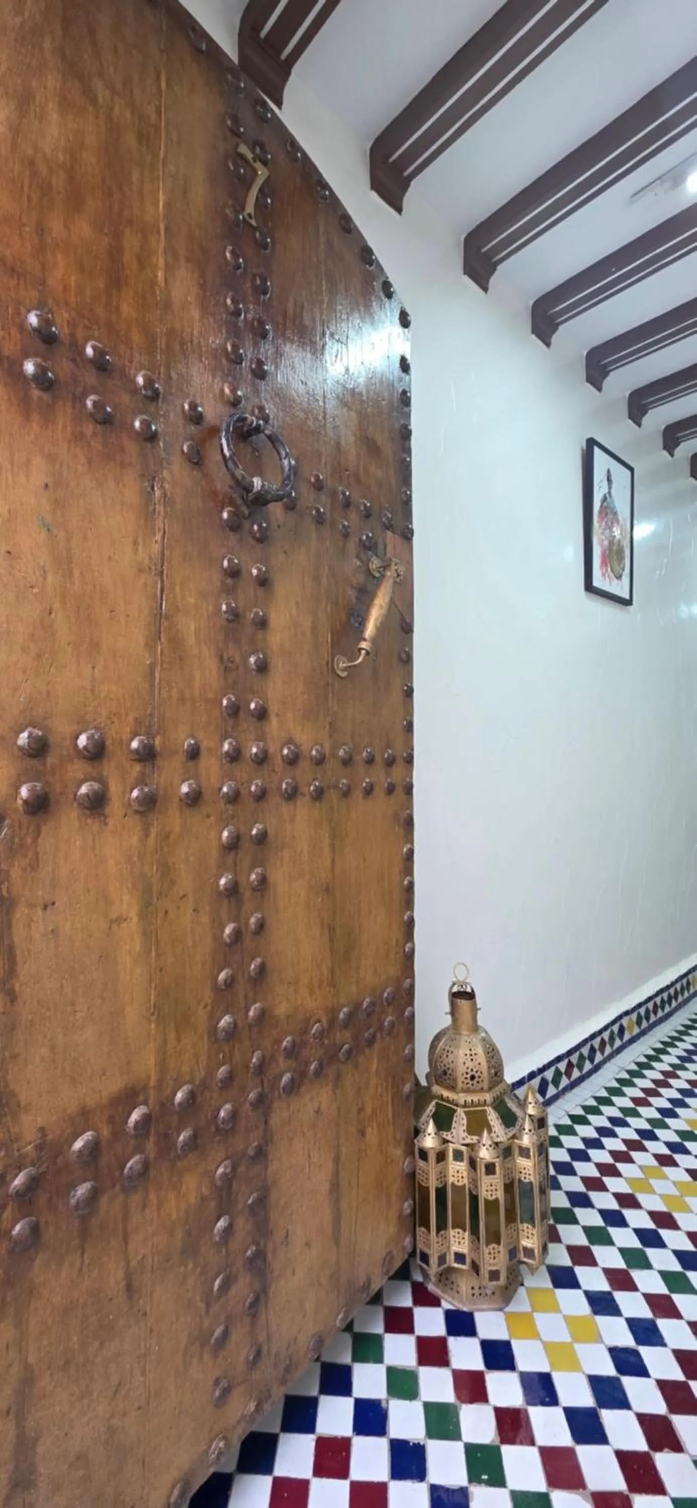 La porte d'entrée vue de l'intérieur